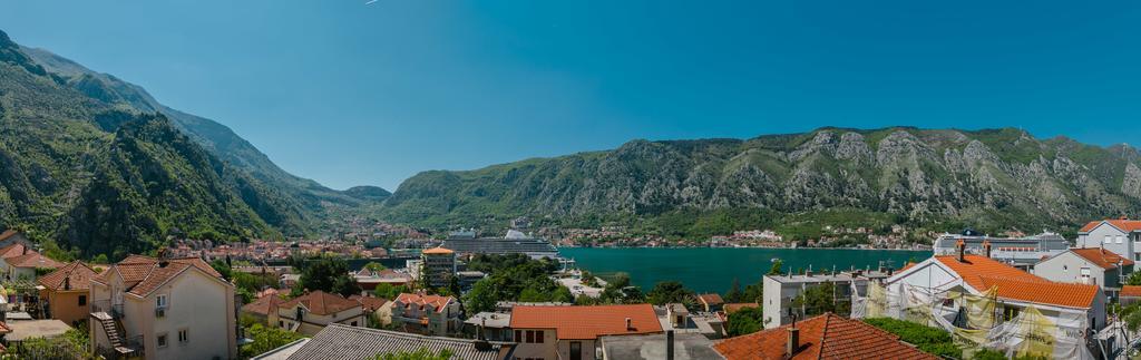 Apartments Feniks Kotor Exterior photo